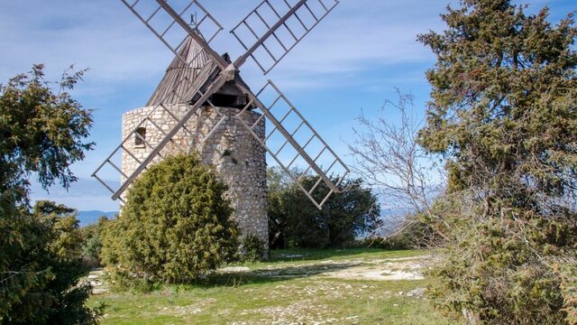 Moulin de Saint Julien le montagnier