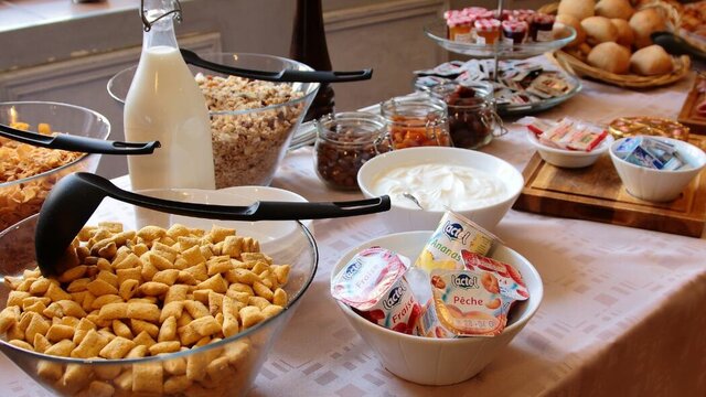 Buffet petit-déjeuner